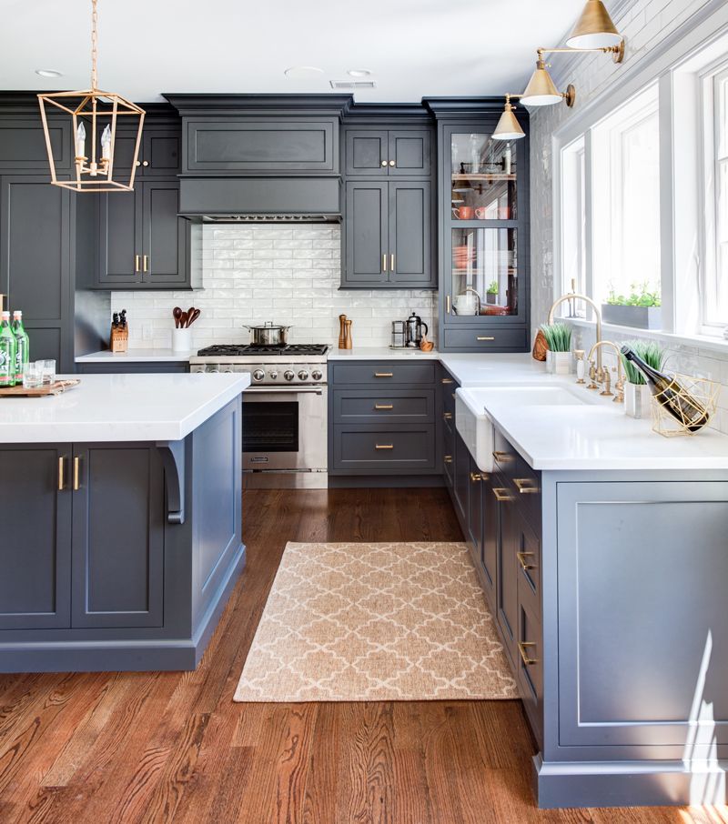 Kitchen cabinet